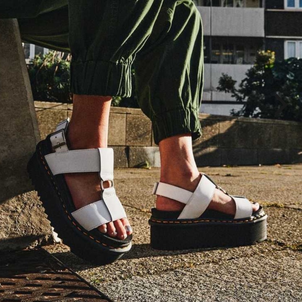 New Dr. Martens Francis Leather Strap Sandals 9